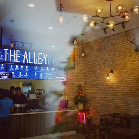 𝐓𝐡𝐞 𝐀𝐥𝐥𝐞𝐲 1