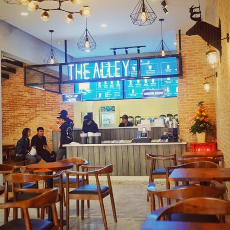 𝐓𝐡𝐞 𝐀𝐥𝐥𝐞𝐲 1