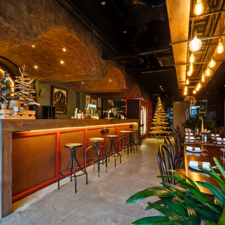 CORNER 308 GRILL & BAR