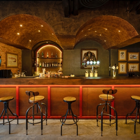 CORNER 308 GRILL & BAR