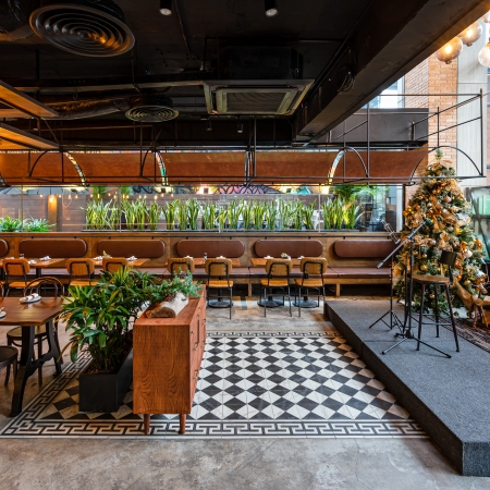 CORNER 308 GRILL & BAR