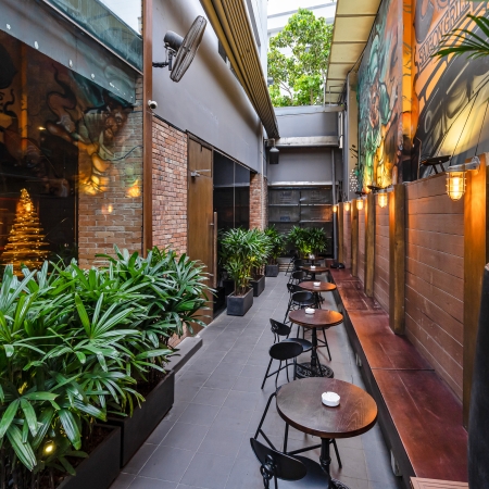 CORNER 308 GRILL & BAR