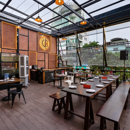 CORNER 308 GRILL & BAR