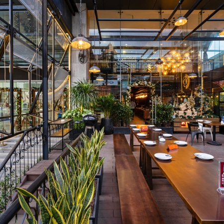 CORNER 308 GRILL & BAR