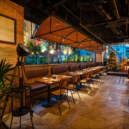 CORNER 308 GRILL & BAR