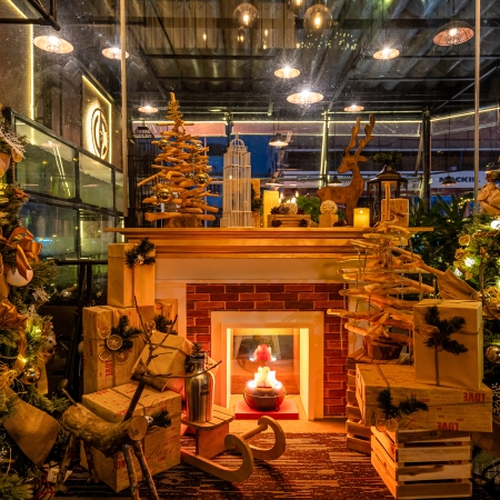 CORNER 308 GRILL & BAR