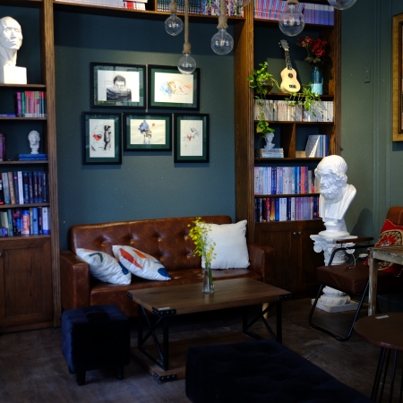 𝐇𝐚𝐝𝐞𝐬 𝐂𝐚𝐟𝐞́ & 𝐆𝐚𝐥𝐥𝐞𝐫𝐲