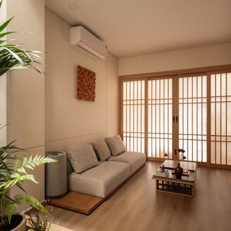 HONG’S HOUSE & STORE